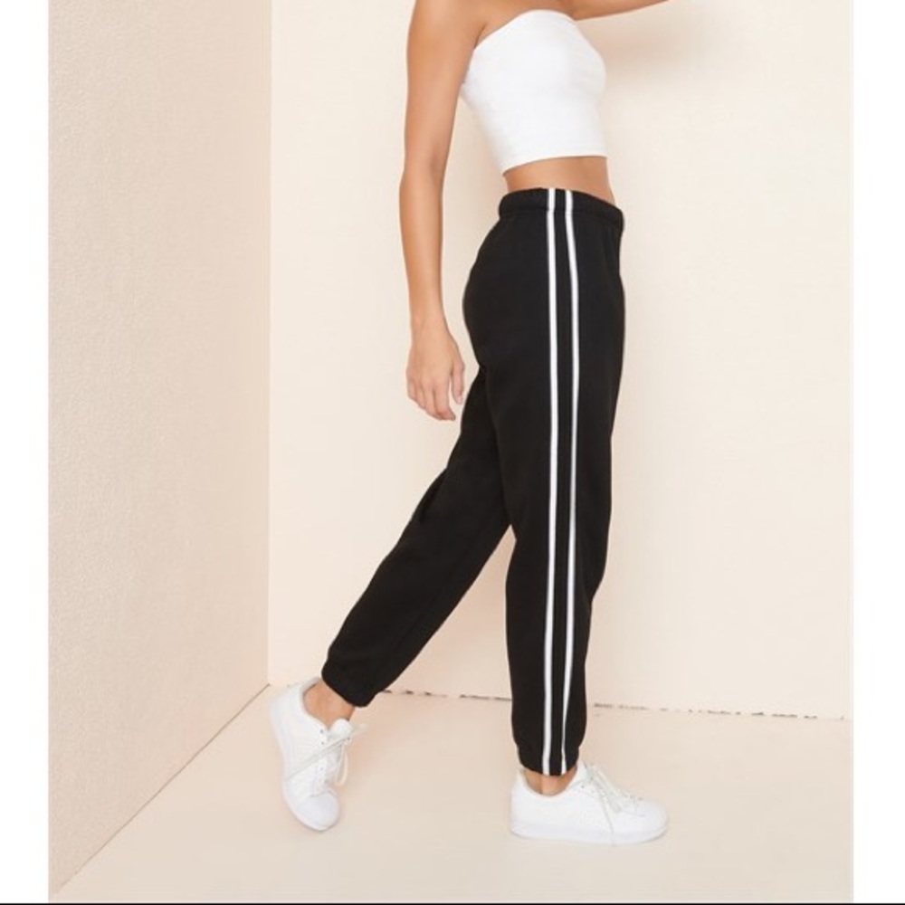 Black silk joggers sweatpants GARAGE